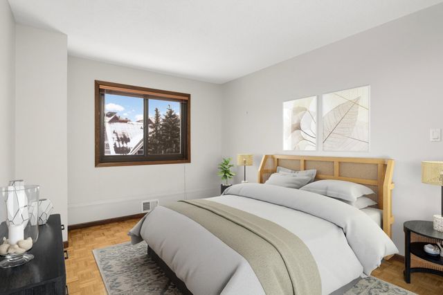 400 Groveland Avenue 413, Minneapolis, MN 55403