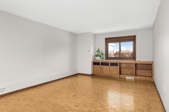 400 Groveland Avenue 413, Minneapolis, MN 55403