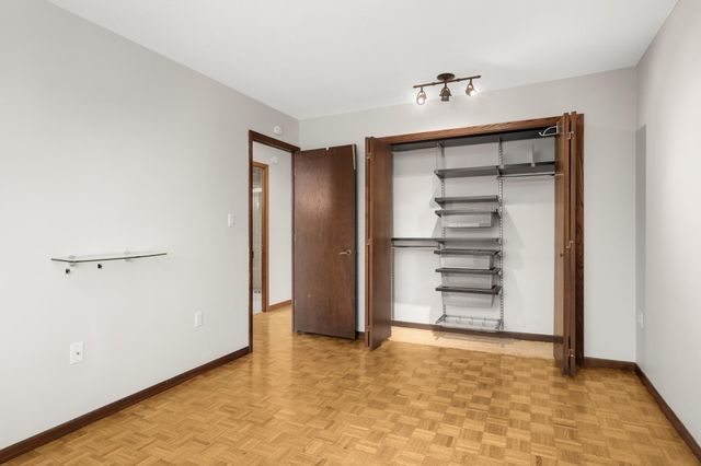 400 Groveland Avenue 413, Minneapolis, MN 55403