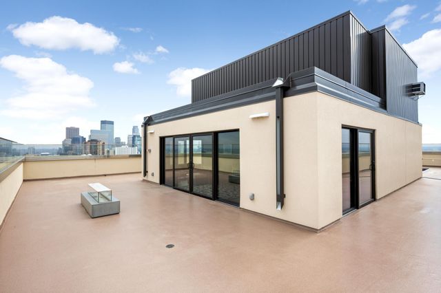 400 Groveland Avenue 413, Minneapolis, MN 55403