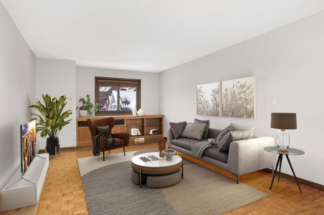 400 Groveland Avenue 413, Minneapolis, MN 55403