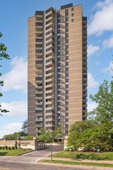 400 Groveland Avenue 413, Minneapolis, MN 55403