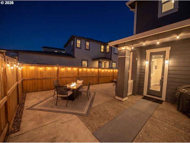 7275 Se BRISTLETAIL Ln, Hillsboro, OR 97129