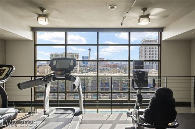 353 East Bonneville Avenue 816, Las Vegas, NV 89101