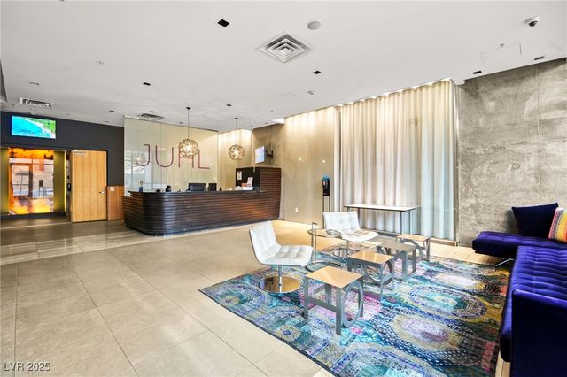 353 East Bonneville Avenue 816, Las Vegas, NV 89101