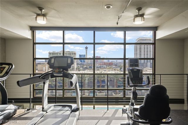 353 East Bonneville Avenue 816, Las Vegas, NV 89101