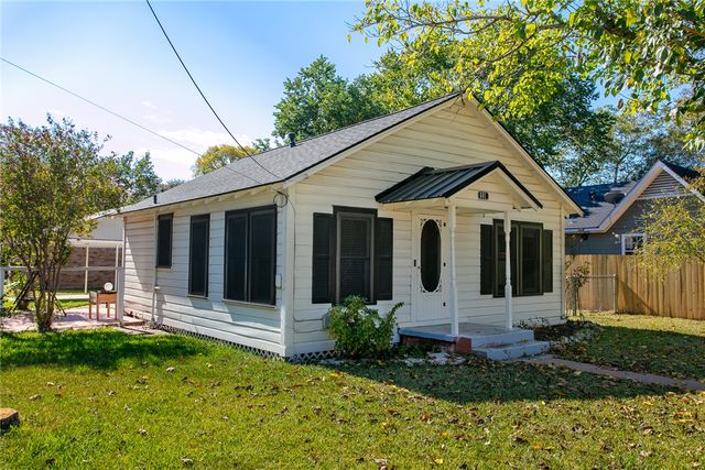 601 West Mustang Street, Caldwell, TX 77836