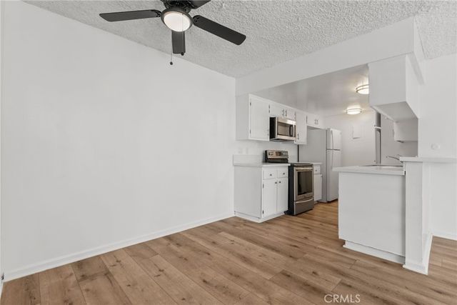 8649 Sunland Boulevard 5, Sun Valley, CA 91352