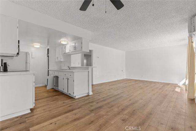 8649 Sunland Boulevard 5, Sun Valley, CA 91352