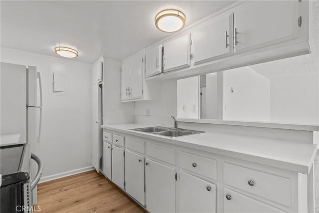 8649 Sunland Boulevard 5, Sun Valley, CA 91352