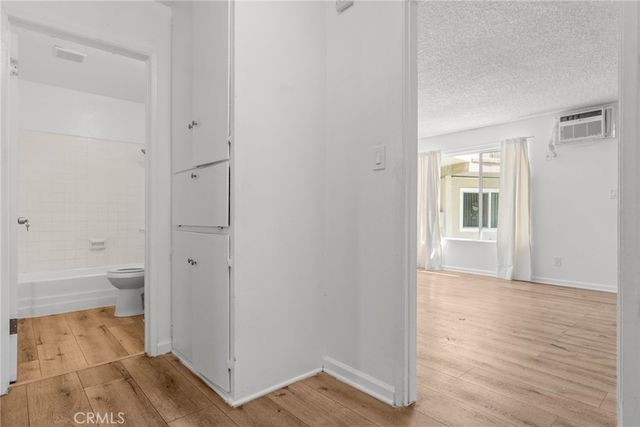 8649 Sunland Boulevard 5, Sun Valley, CA 91352