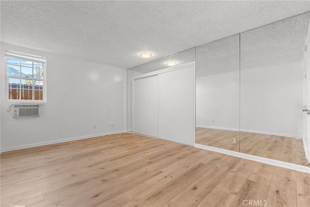8649 Sunland Boulevard 5, Sun Valley, CA 91352