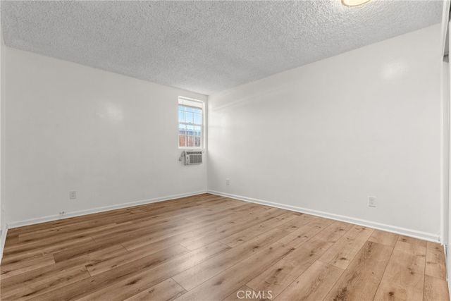 8649 Sunland Boulevard 5, Sun Valley, CA 91352