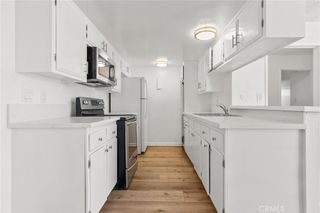 8649 Sunland Boulevard 5, Sun Valley, CA 91352