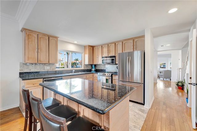 1219 Delaware Street, Huntington Beach, CA 92648