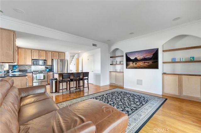 1219 Delaware Street, Huntington Beach, CA 92648