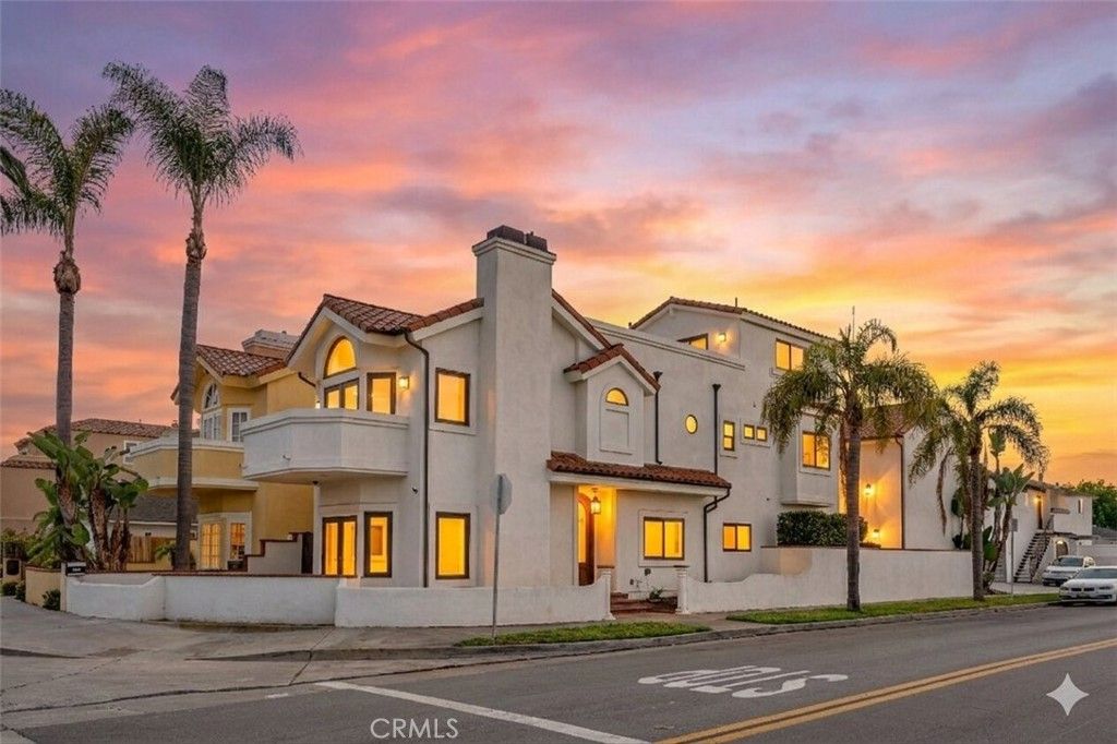 1219 Delaware Street, Huntington Beach, CA 92648