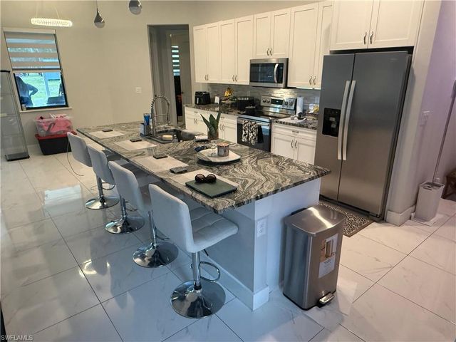2772 38th AVE SE, Naples, FL 34117
