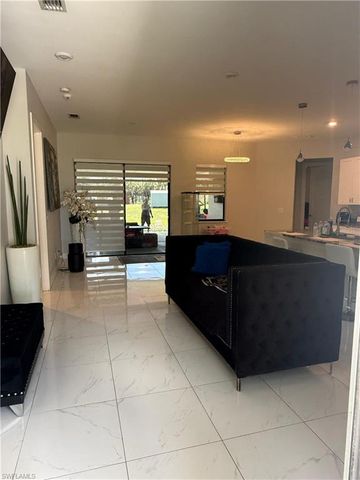 2772 38th AVE SE, Naples, FL 34117