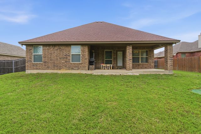 2313 Springhill Court, Mineral Wells, TX 76067