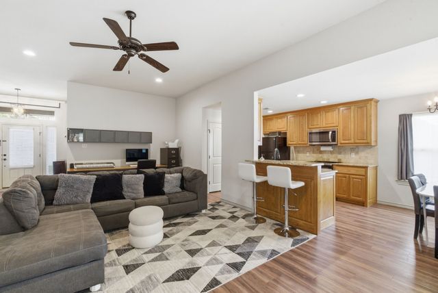 2313 Springhill Court, Mineral Wells, TX 76067