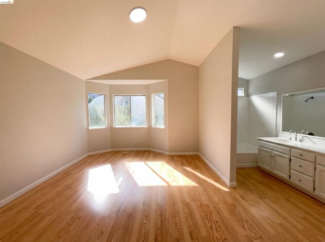 2270 Bayberry Cir, Pittsburg, CA 94565