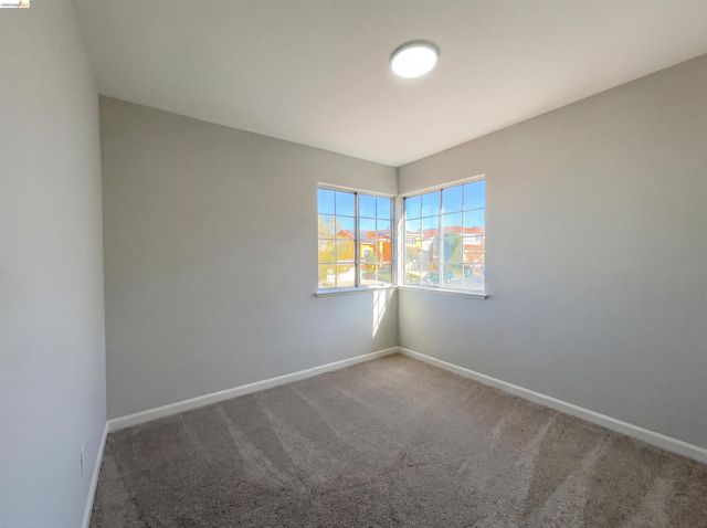 2270 Bayberry Cir, Pittsburg, CA 94565