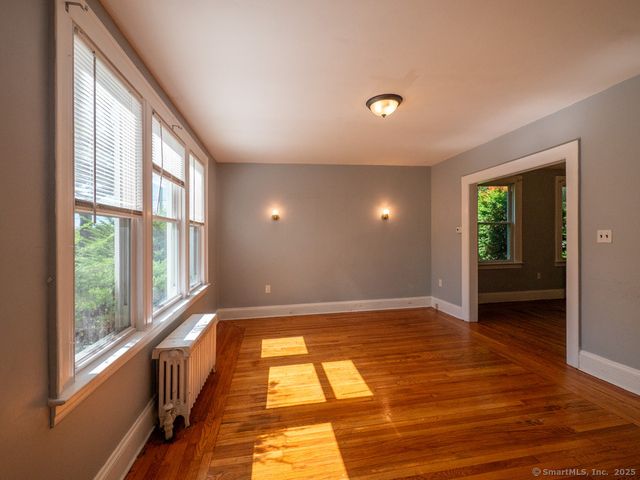 32 East Pearl Street, New Haven, CT 06513