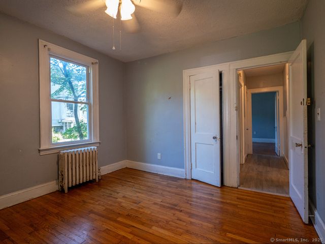 32 East Pearl Street, New Haven, CT 06513