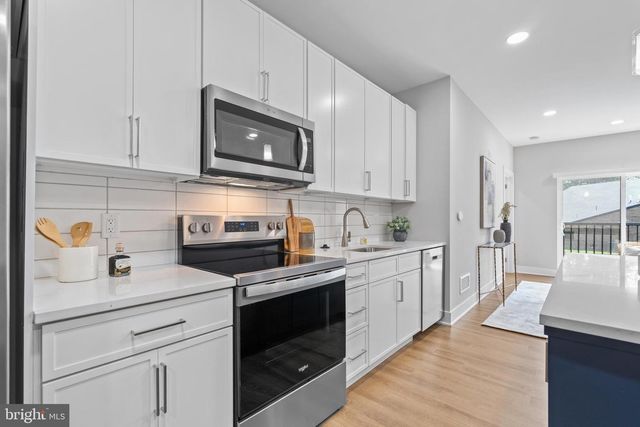 144 N.MAIN ST, Dublin, PA 18917