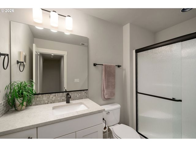 7540 Sw HONOR Loop, Wilsonville, OR 97070