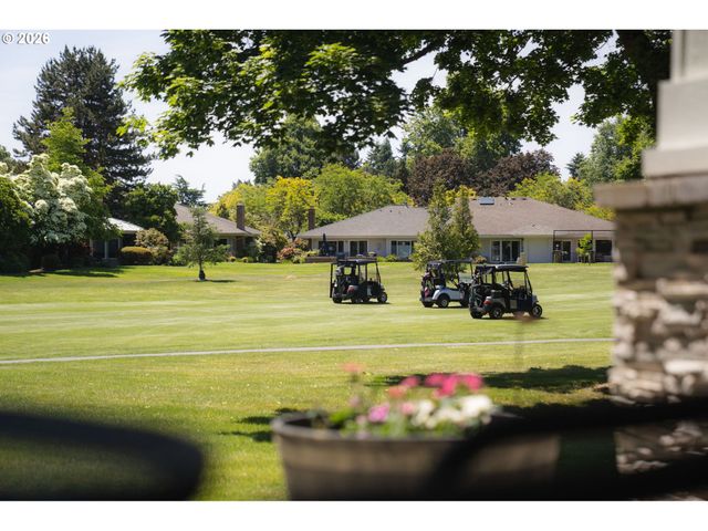 7540 Sw HONOR Loop, Wilsonville, OR 97070