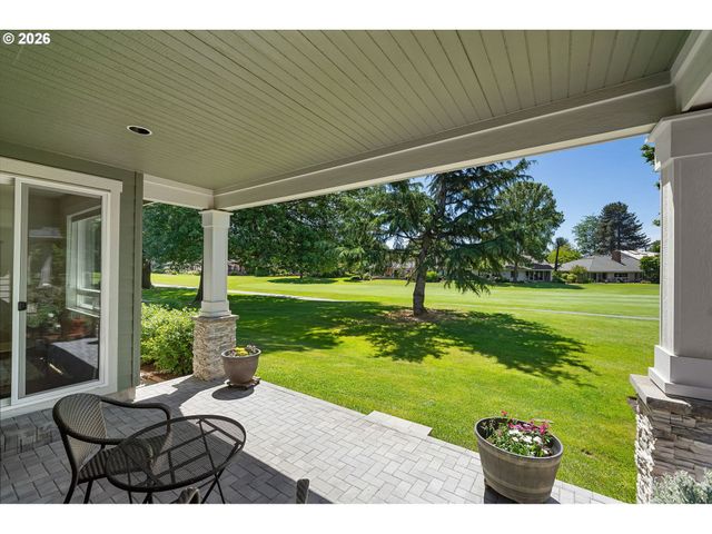 7540 Sw HONOR Loop, Wilsonville, OR 97070