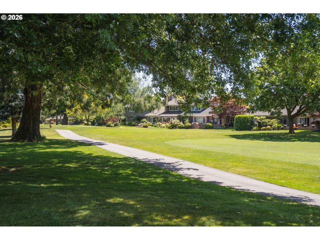 7540 Sw HONOR Loop, Wilsonville, OR 97070