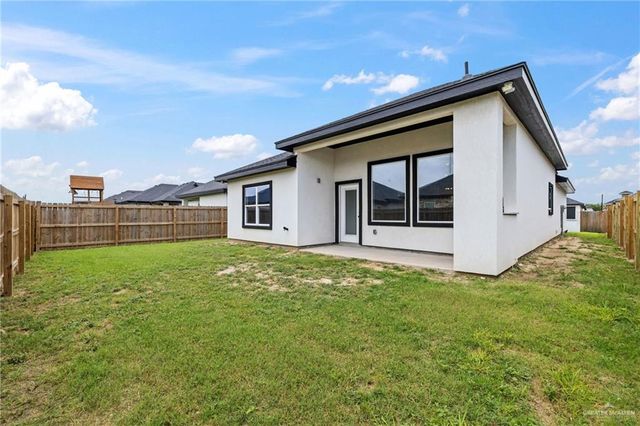 6108 N Rayo Del Sol Street, Edinburg, TX 78542