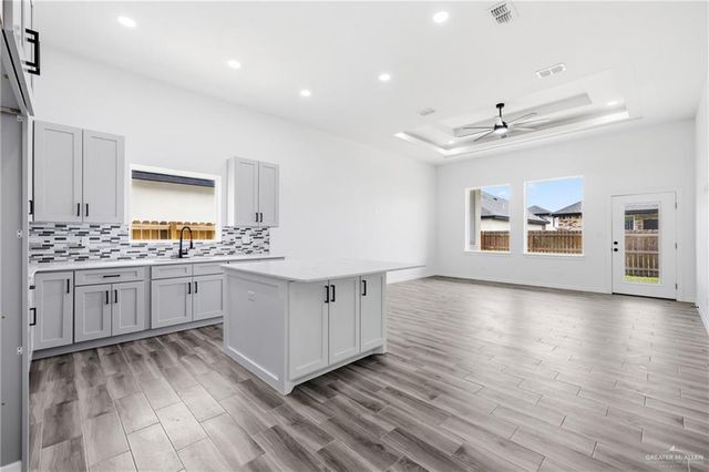 6108 N Rayo Del Sol Street, Edinburg, TX 78542