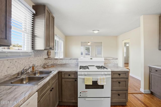 3908 Carolina Beach Road, Wilmington, NC 28412