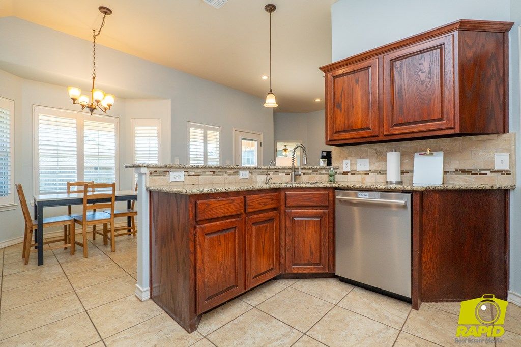 Image 12 of property listing at 3926 Margaret Lane, San Angelo, TX 76904