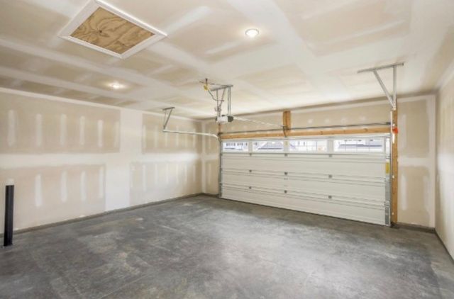 5021 Salient Dr, Spring Hill, TN 37174