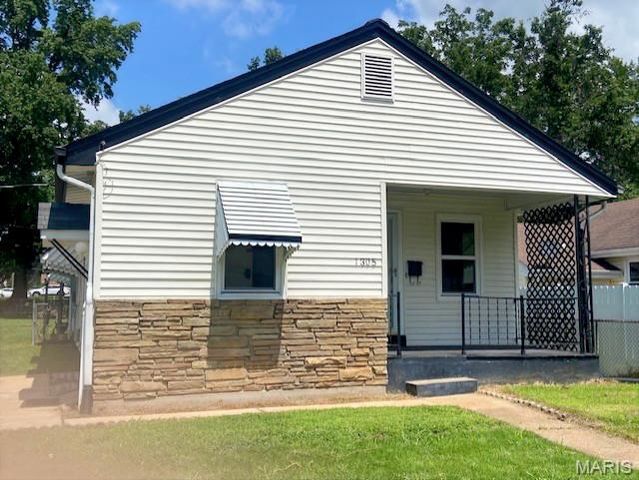 1305 Washington Street, Florissant, MO 63033