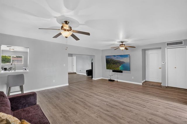 641 NW 43rd Avenue, Coconut Creek, FL 33066