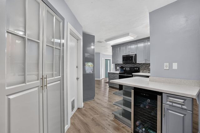 641 NW 43rd Avenue, Coconut Creek, FL 33066