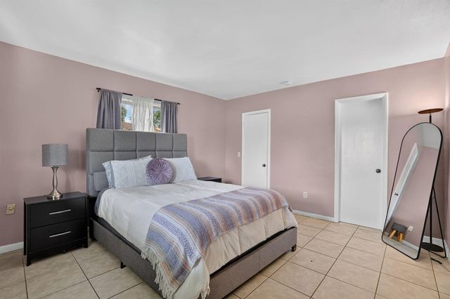 641 NW 43rd Avenue, Coconut Creek, FL 33066