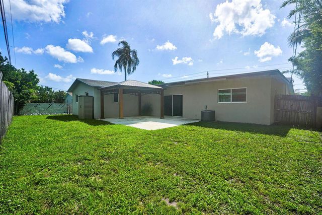 641 NW 43rd Avenue, Coconut Creek, FL 33066