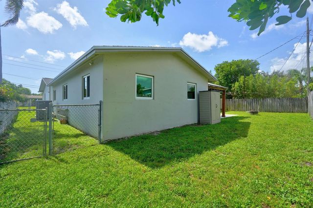 641 NW 43rd Avenue, Coconut Creek, FL 33066