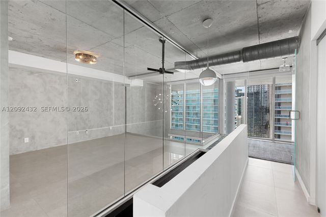 690 SW 1st Ct PHII12, Miami, FL 33130