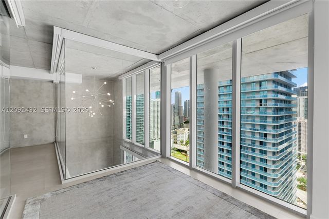 690 SW 1st Ct PHII12, Miami, FL 33130