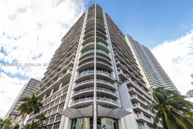 690 SW 1st Ct PHII12, Miami, FL 33130