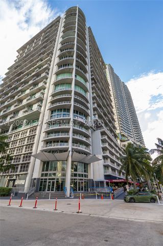 690 SW 1st Ct PHII12, Miami, FL 33130