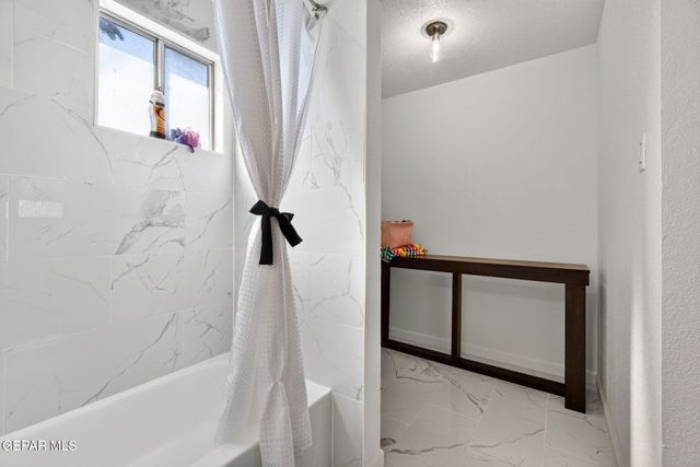 8523 MOUNT RANIER Drive, El Paso, TX 79904